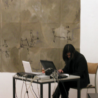 Yurihito Watanabe - mutes liber - inaudible sound performance 01